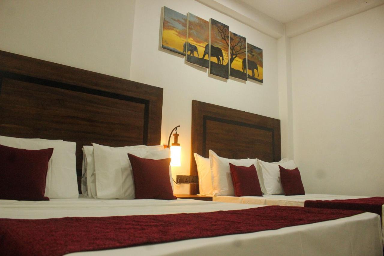 Divine Villa Anuradhapura Bagian luar foto