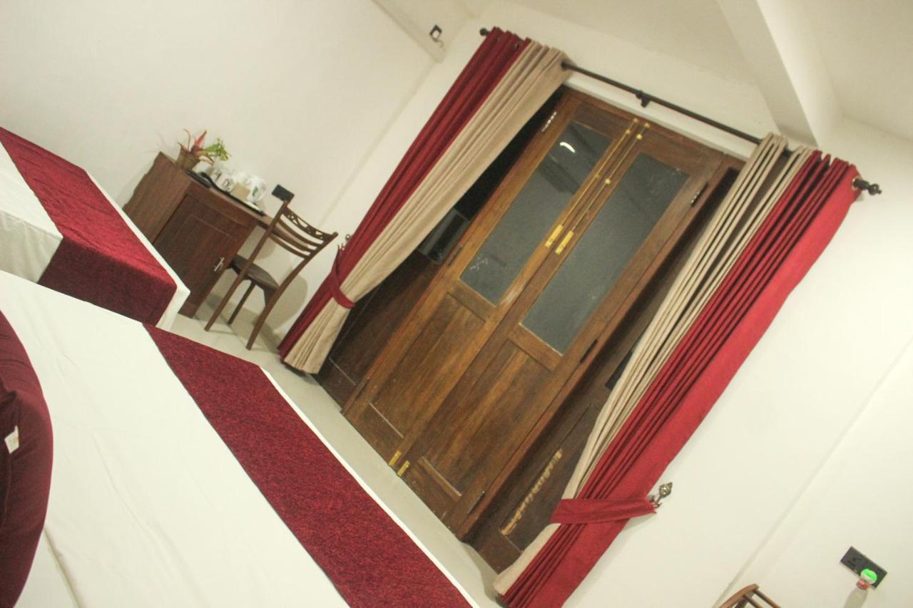 Divine Villa Anuradhapura Bagian luar foto