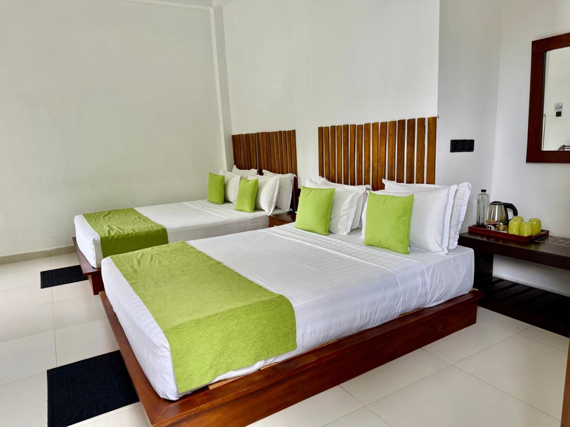 Divine Villa Anuradhapura Bagian luar foto